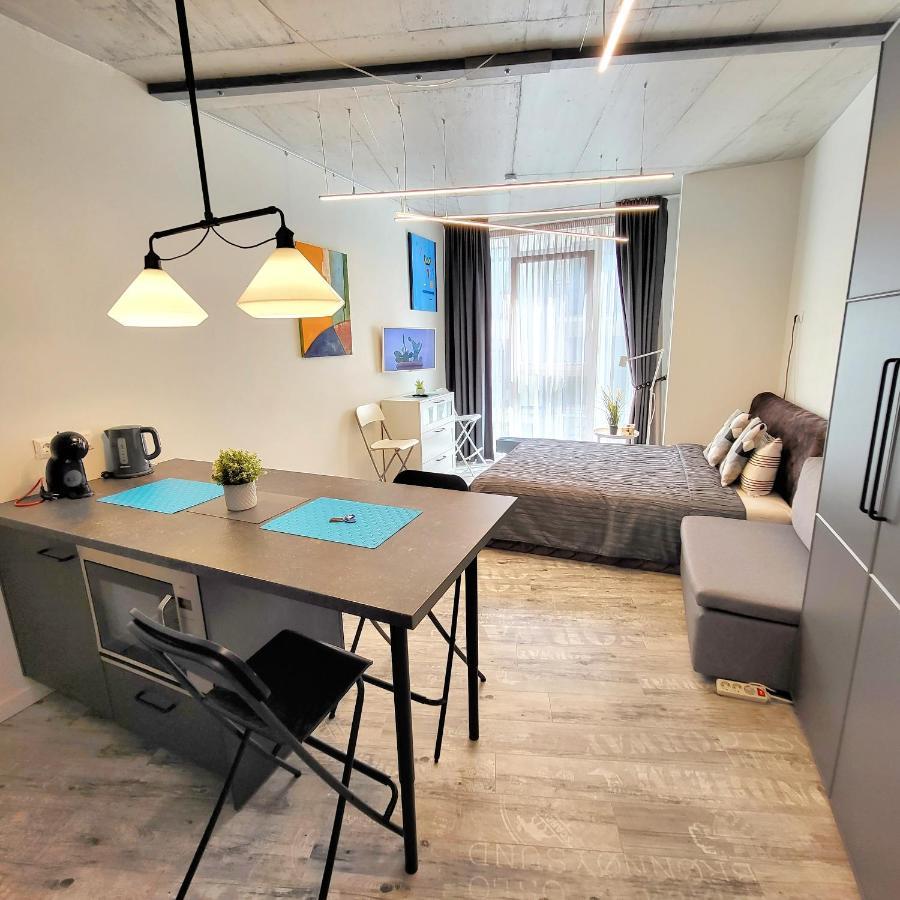 Happy Inn Laime Studio, Self Check-In-24-7, A-C, Parking-In-The-Underground-Garage Аеропорт Вільнюс Екстер'єр фото
